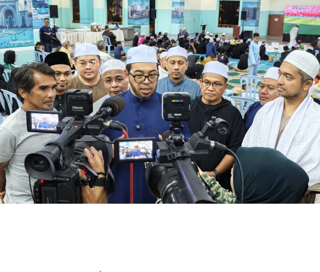 Official event with community programme presentation